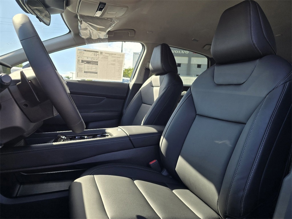 new 2025 Nissan Murano car, priced at $40,715