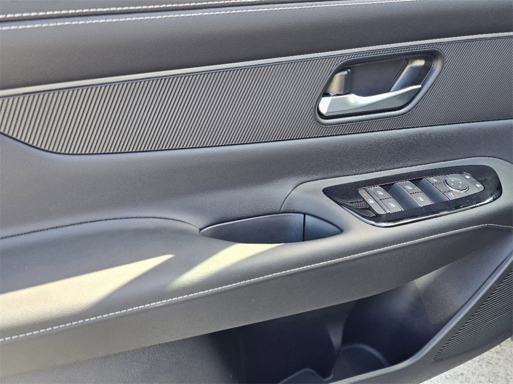 new 2025 Nissan Murano car, priced at $40,715
