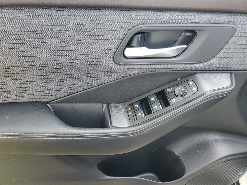used 2023 Nissan Rogue car, priced at $19,889