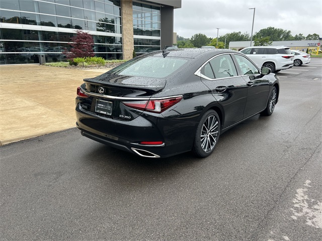 used 2024 Lexus ES car, priced at $41,720
