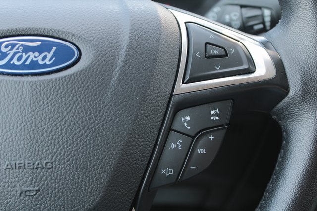 used 2024 Ford Edge car, priced at $27,000