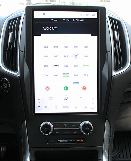 used 2024 Ford Edge car, priced at $27,000