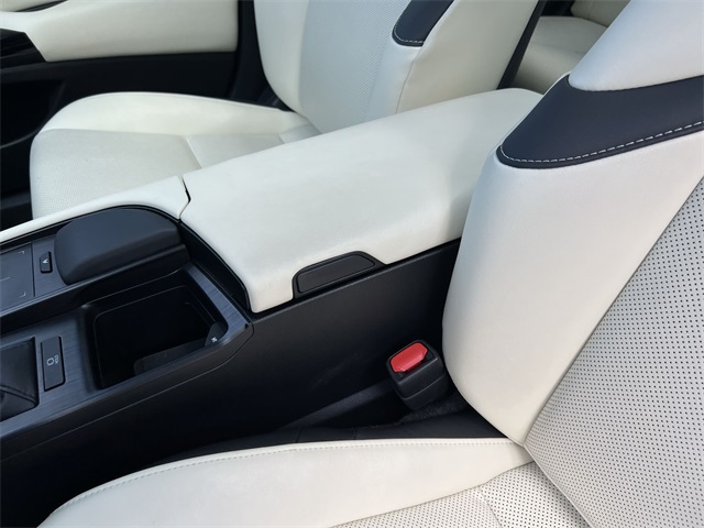 used 2022 Lexus ES car, priced at $37,940