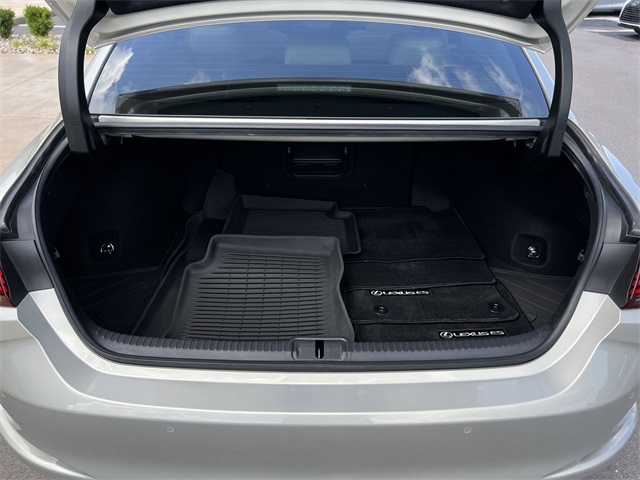 used 2022 Lexus ES car, priced at $37,940