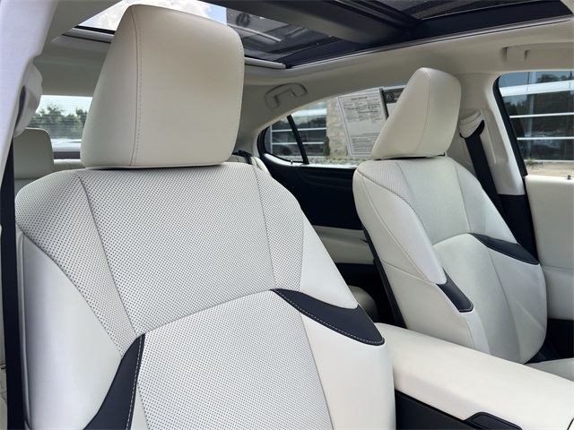 used 2022 Lexus ES car, priced at $37,940