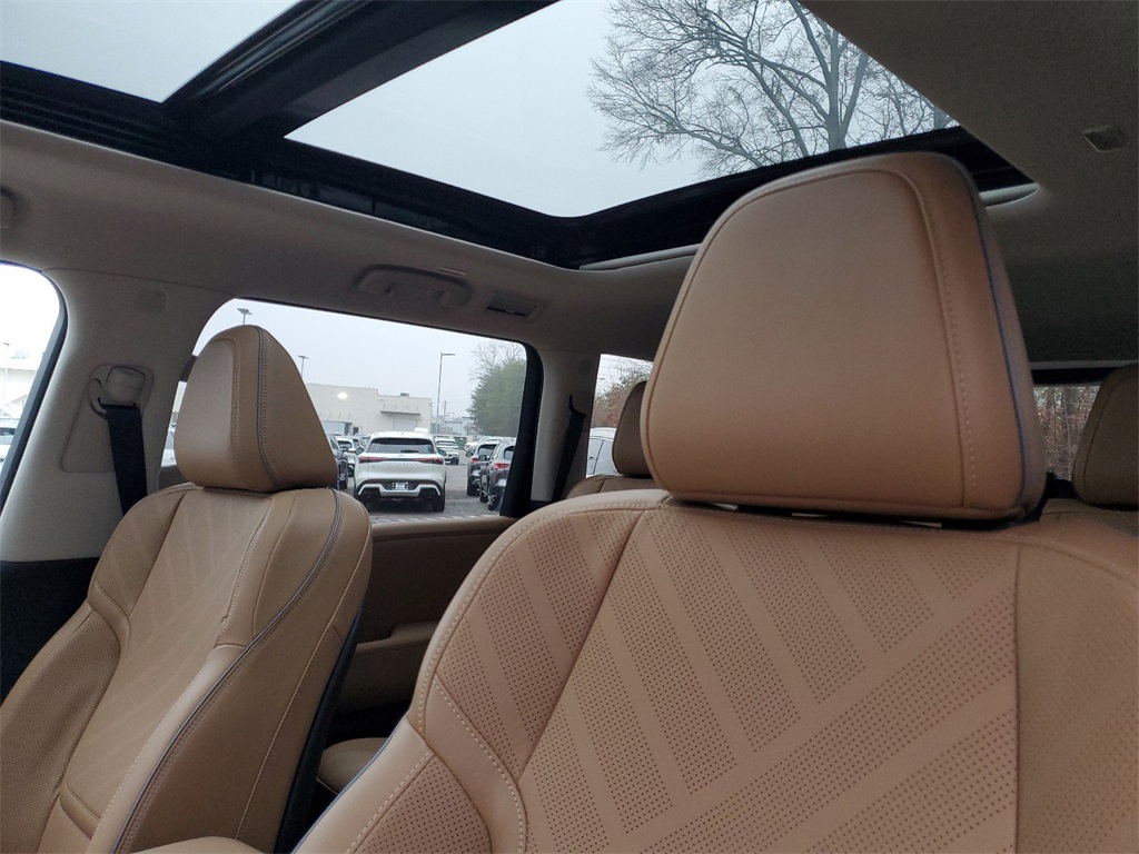 new 2025 INFINITI QX80 car, priced at $81,100
