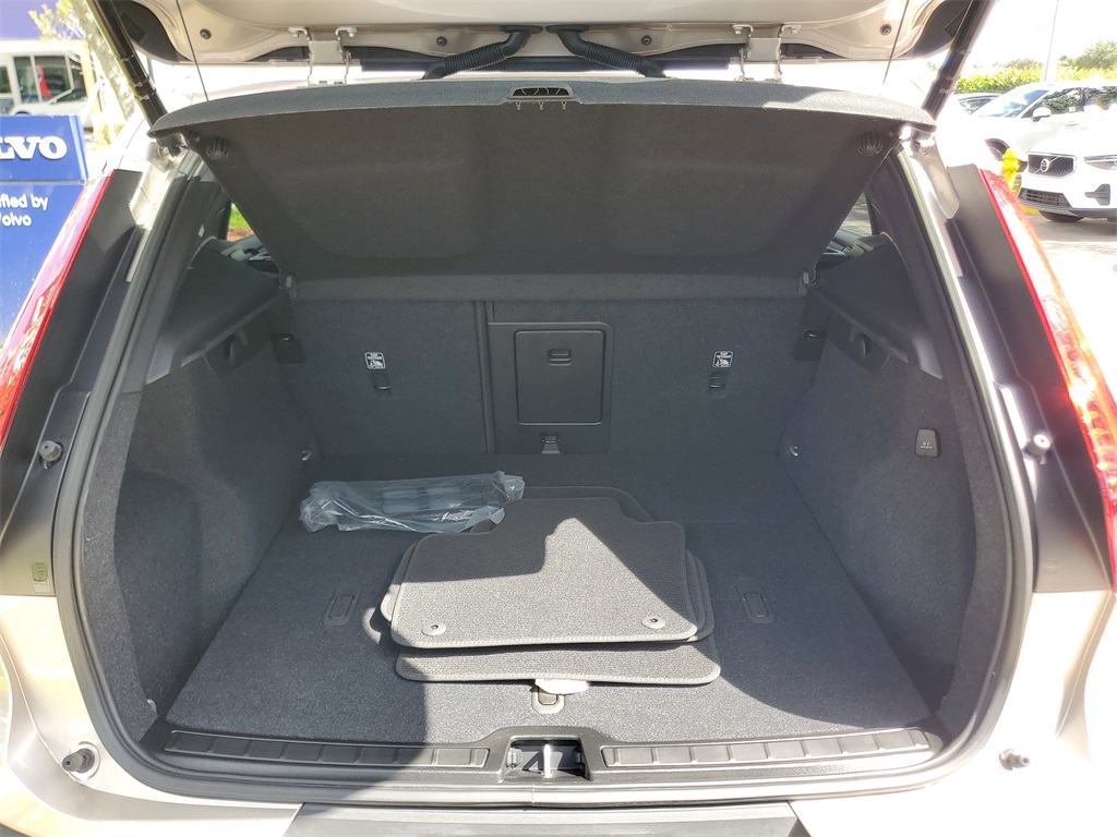used 2023 Volvo XC40 car, priced at $31,995