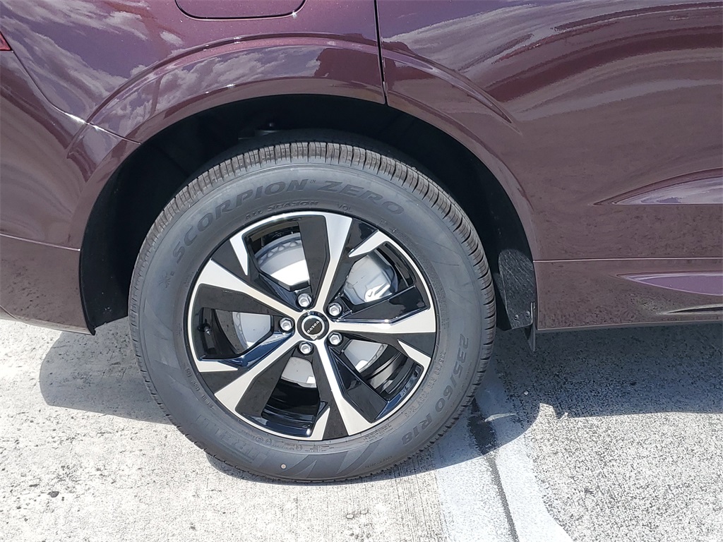 new 2026 Volvo XC60 car, priced at $47,995