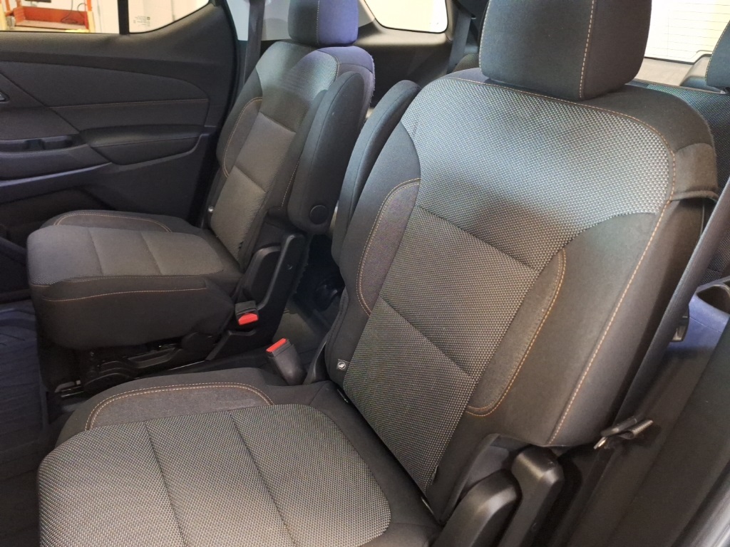 used 2019 Chevrolet Traverse car, priced at $19,200