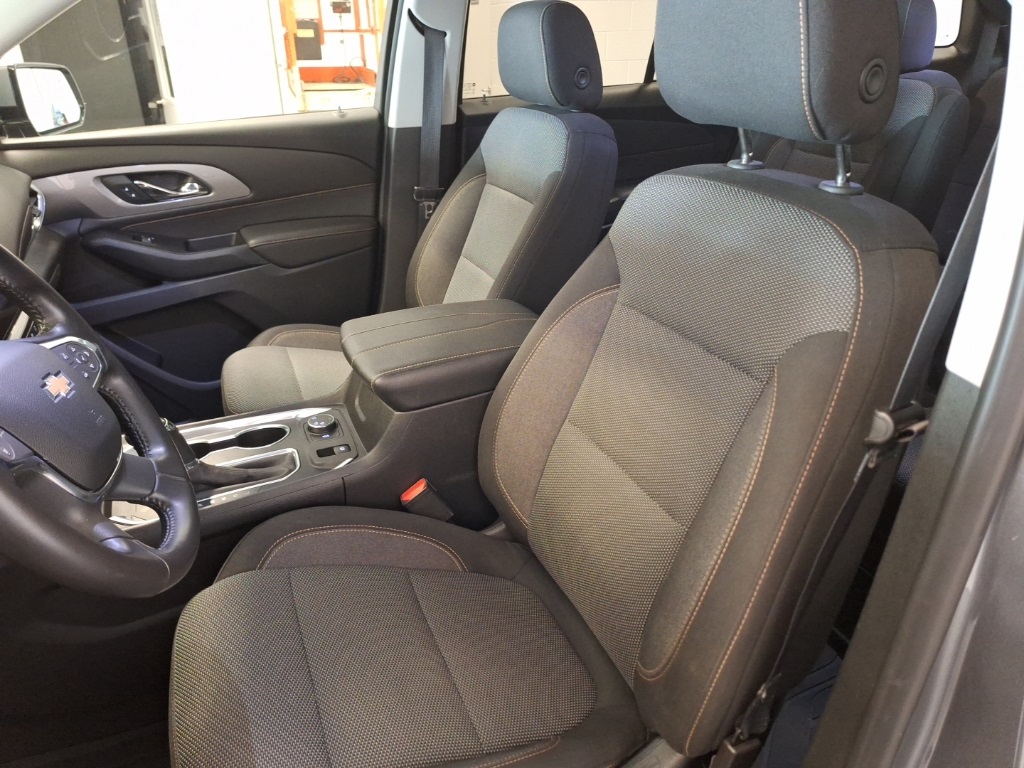 used 2019 Chevrolet Traverse car, priced at $19,200