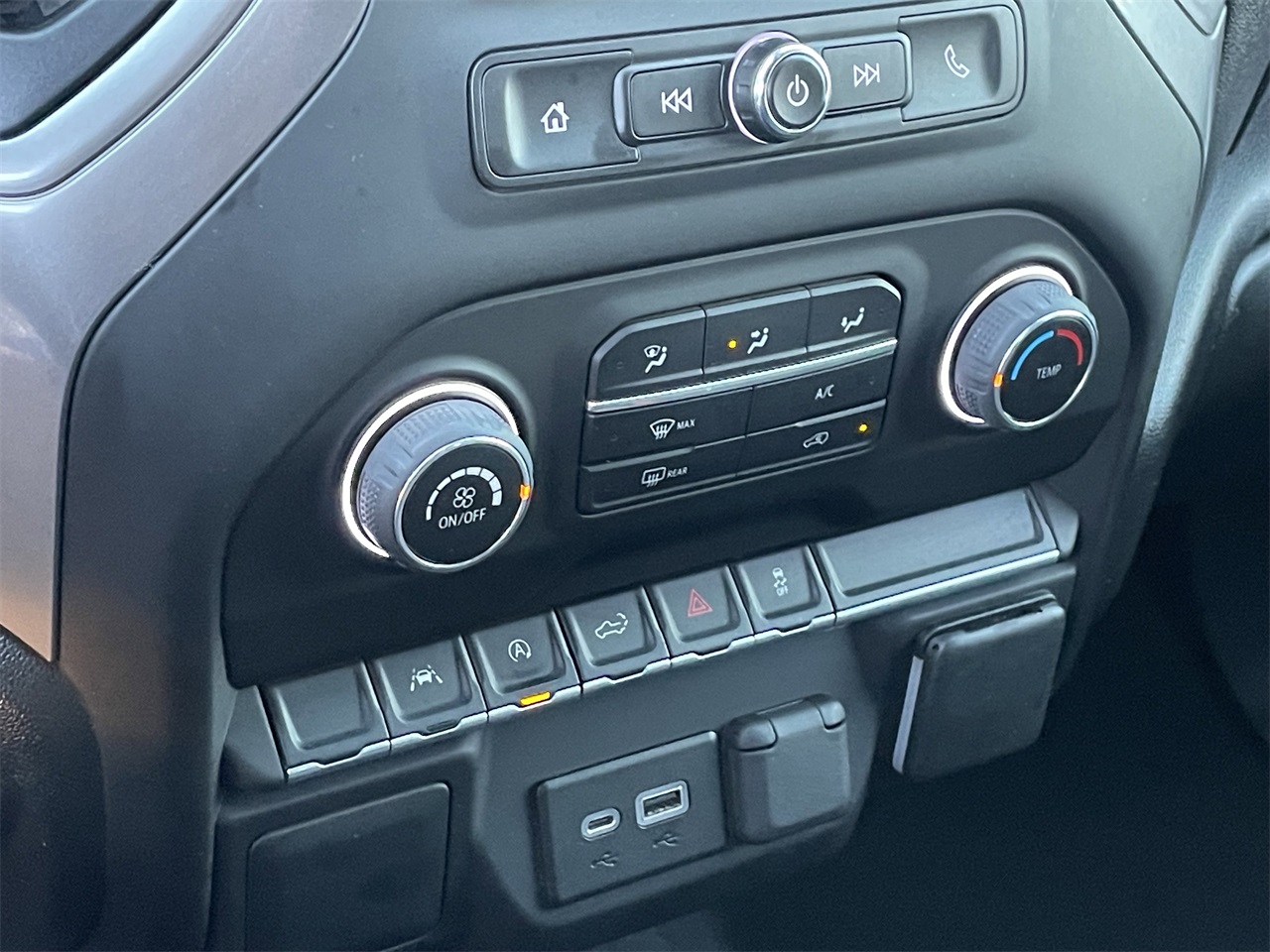 used 2022 Chevrolet Silverado 1500 car, priced at $28,589