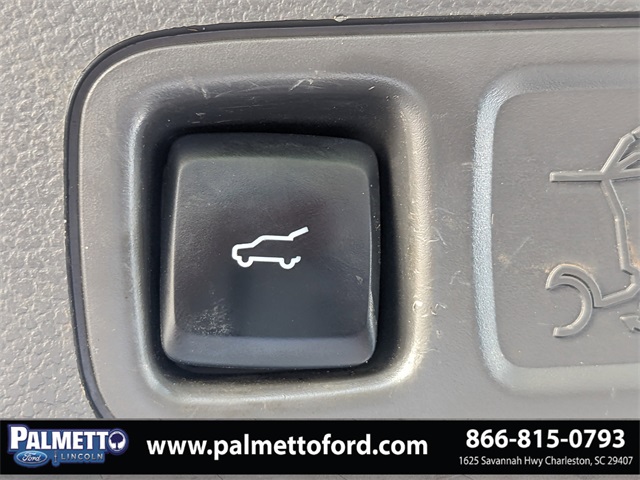 used 2019 Ford Expedition car, priced at $21,891