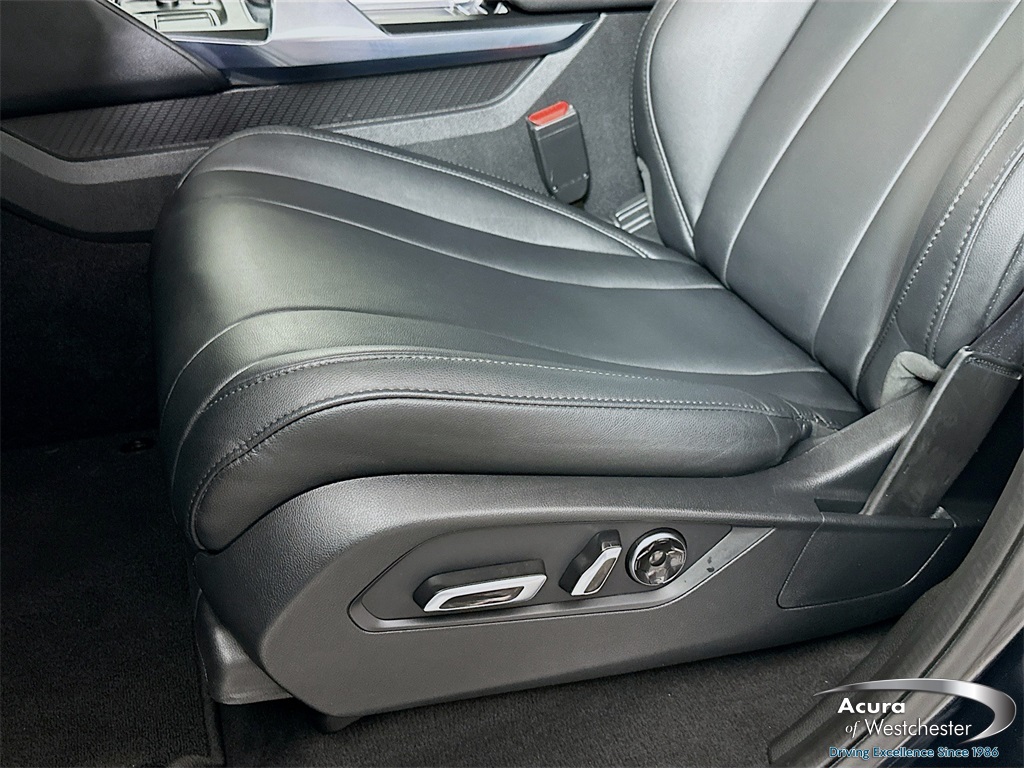 used 2023 Acura MDX car, priced at $37,999