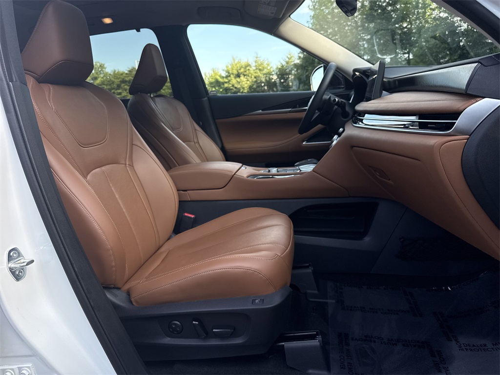 used 2025 INFINITI QX60 car, priced at $49,998