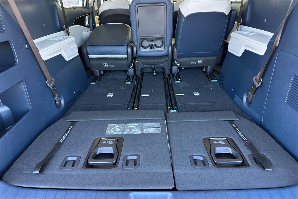 new 2026 Kia Carnival car, priced at $49,315