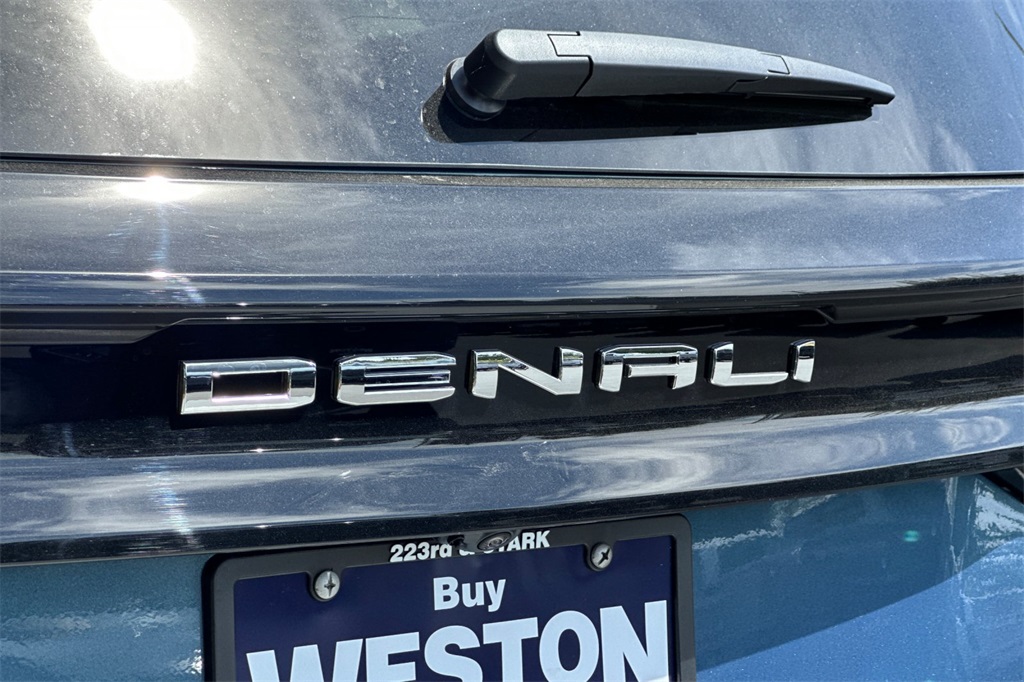 new 2025 GMC Acadia car, priced at $57,090