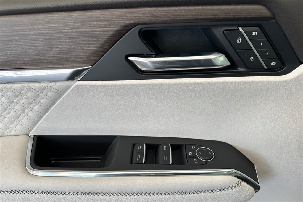 new 2025 GMC Acadia car, priced at $57,090