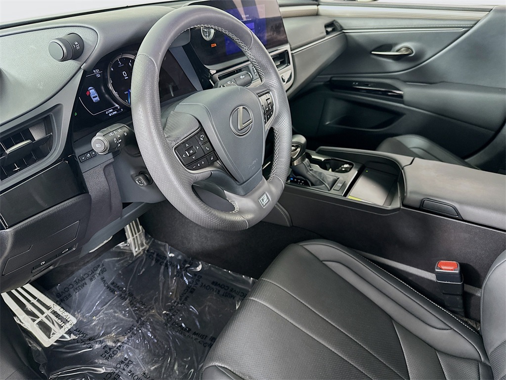 used 2023 Lexus ES car, priced at $39,990