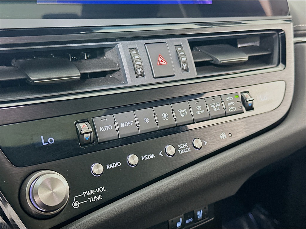 used 2023 Lexus ES car, priced at $39,990