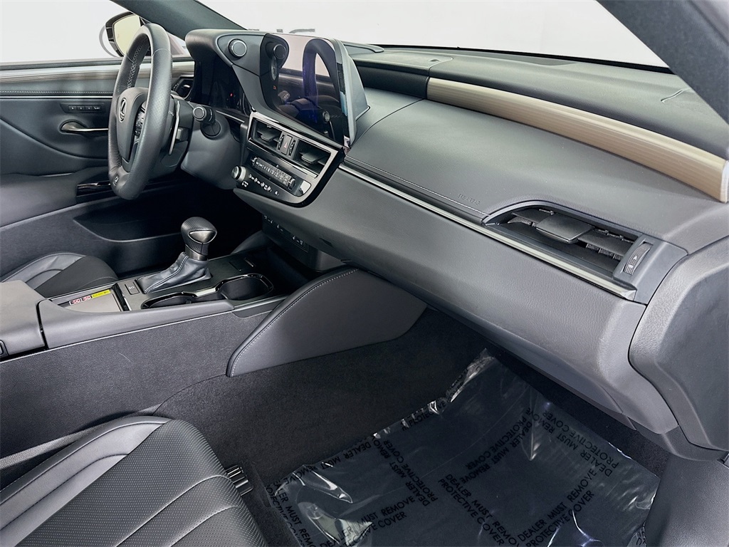 used 2023 Lexus ES car, priced at $39,990
