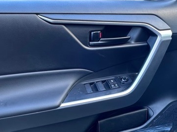 new 2025 Toyota RAV4 car