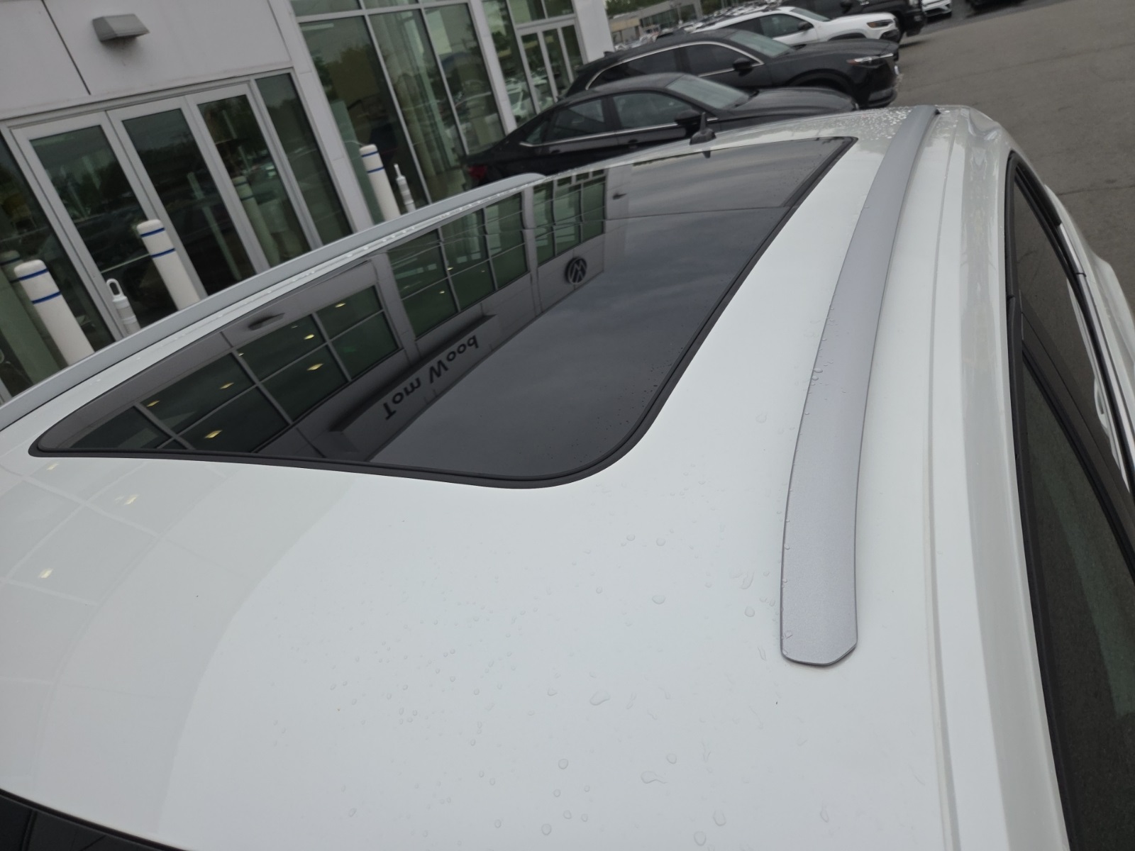 used 2021 Volkswagen Atlas Cross Sport car, priced at $22,400