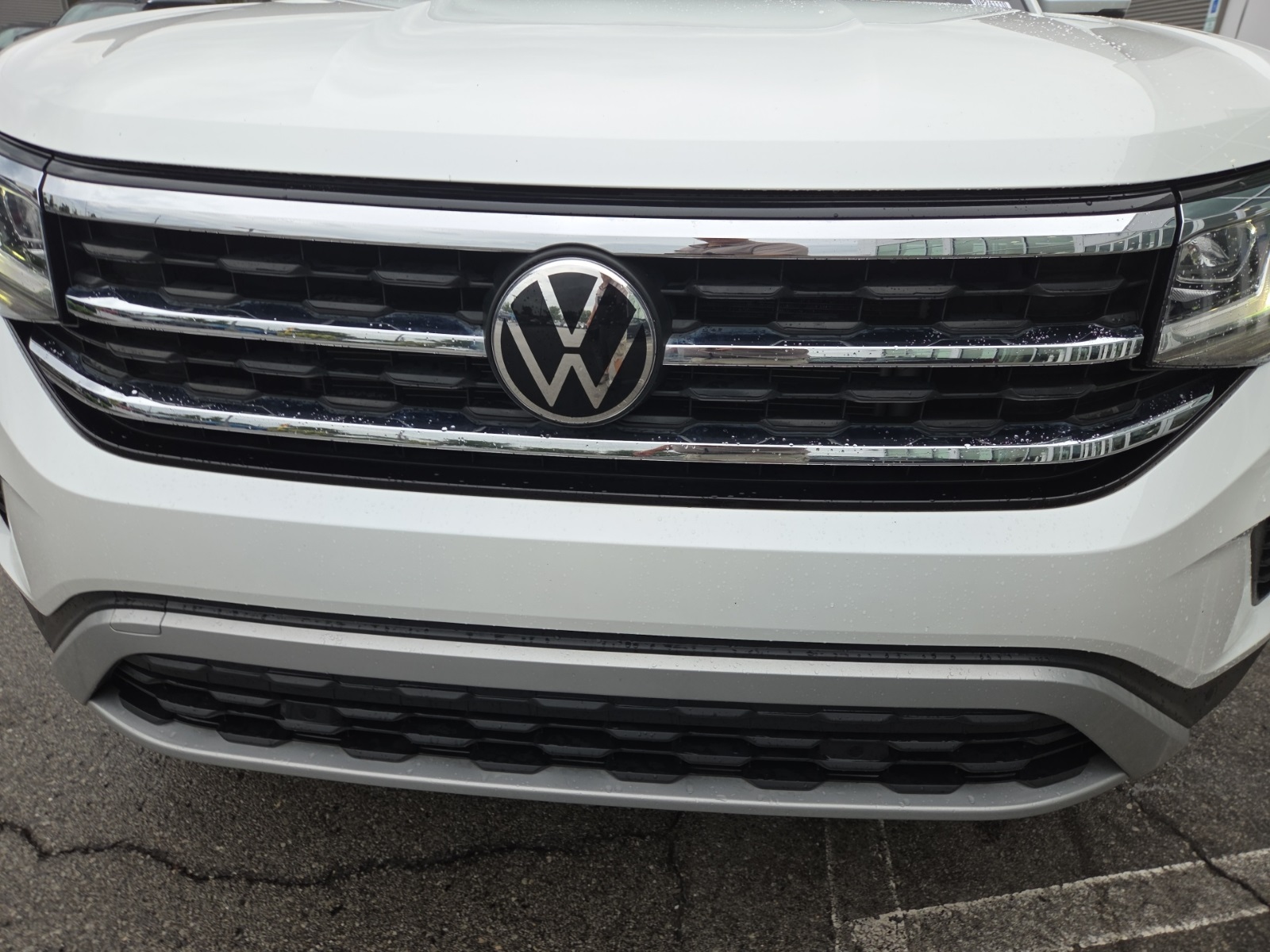 used 2021 Volkswagen Atlas Cross Sport car, priced at $22,400
