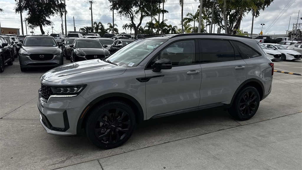 used 2023 Kia Sorento car, priced at $24,999