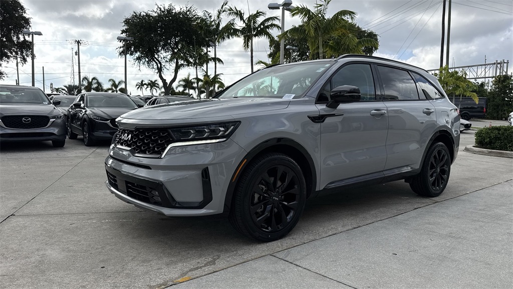 used 2023 Kia Sorento car, priced at $24,999