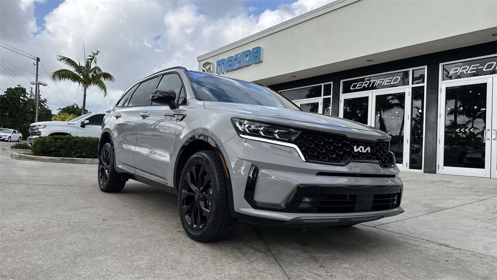 used 2023 Kia Sorento car, priced at $24,999
