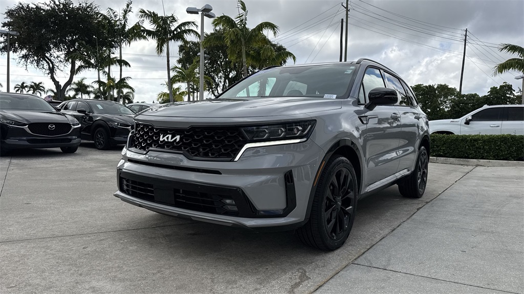 used 2023 Kia Sorento car, priced at $24,999