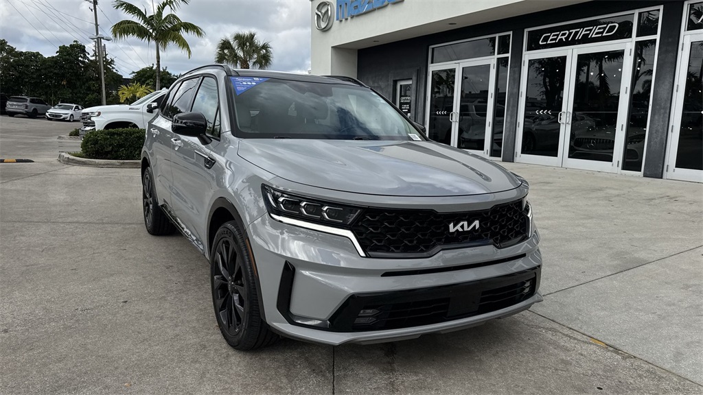 used 2023 Kia Sorento car, priced at $24,999