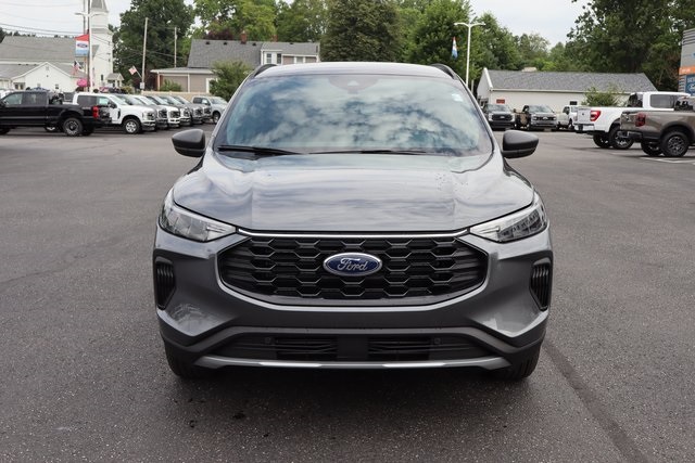 new 2025 Ford Escape car, priced at $30,461