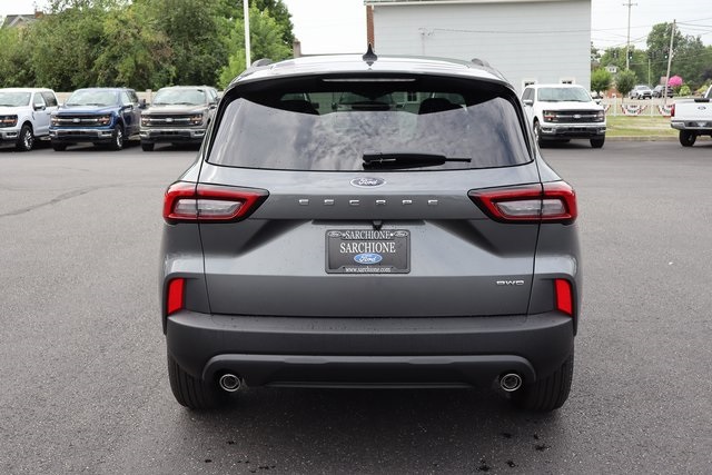 new 2025 Ford Escape car, priced at $30,461