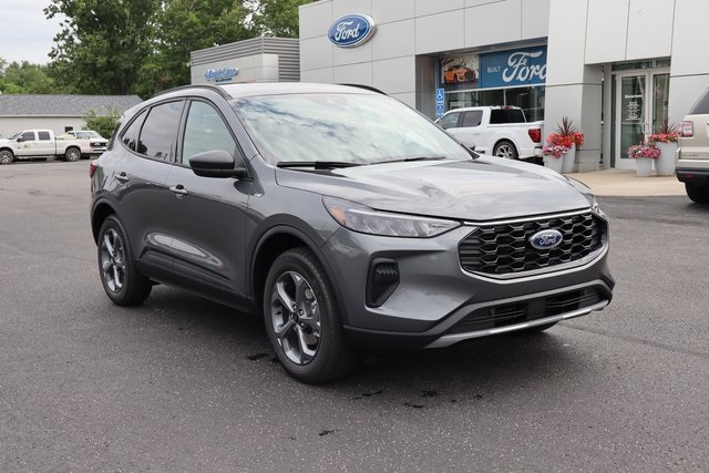 new 2025 Ford Escape car, priced at $30,461