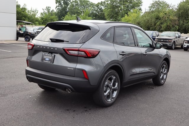 new 2025 Ford Escape car, priced at $30,461