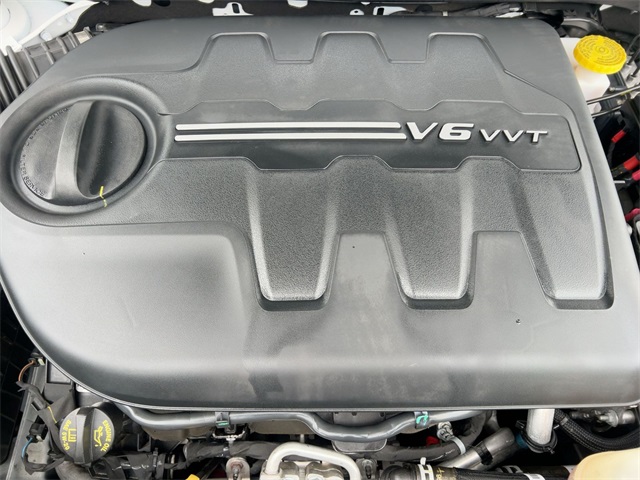 used 2021 Jeep Cherokee car, priced at $22,511