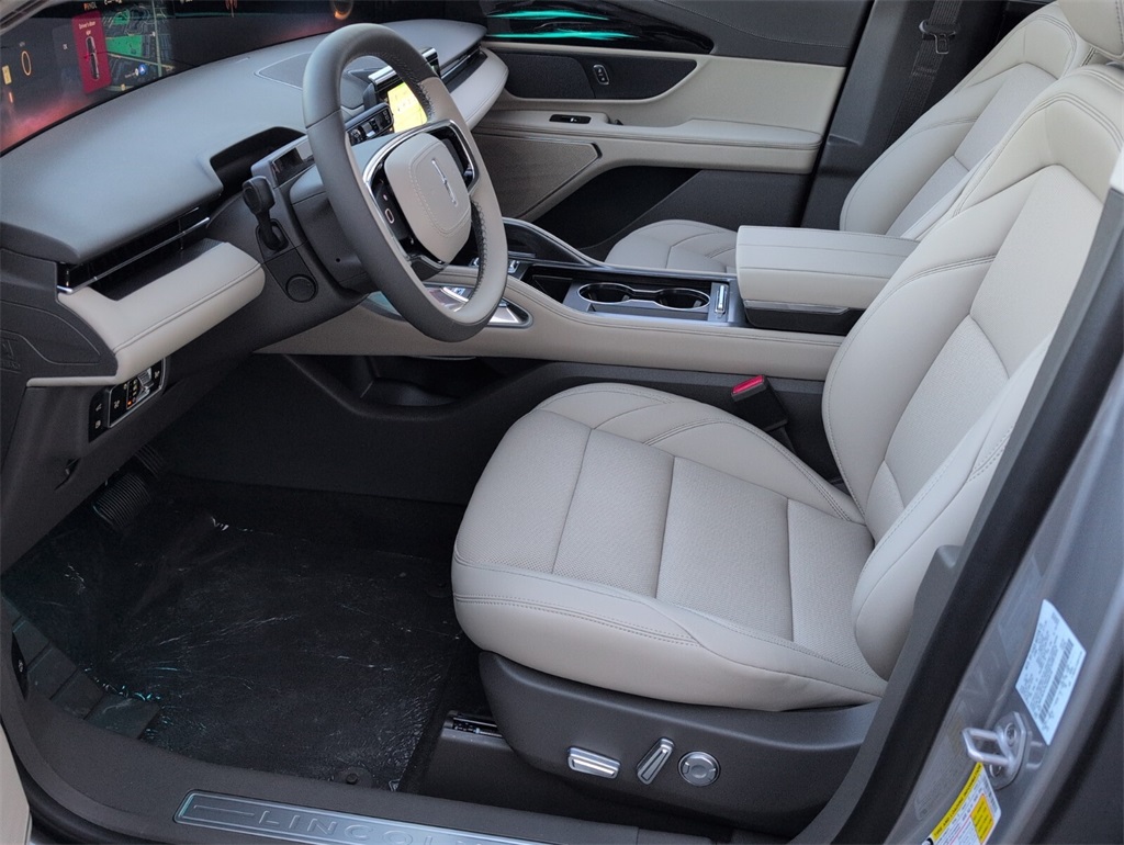new 2025 Lincoln Nautilus car, priced at $56,914