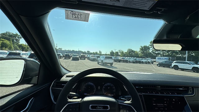 new 2025 Jeep Grand Cherokee car, priced at $42,848