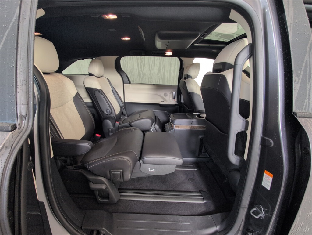 used 2025 Toyota Sienna car, priced at $53,158