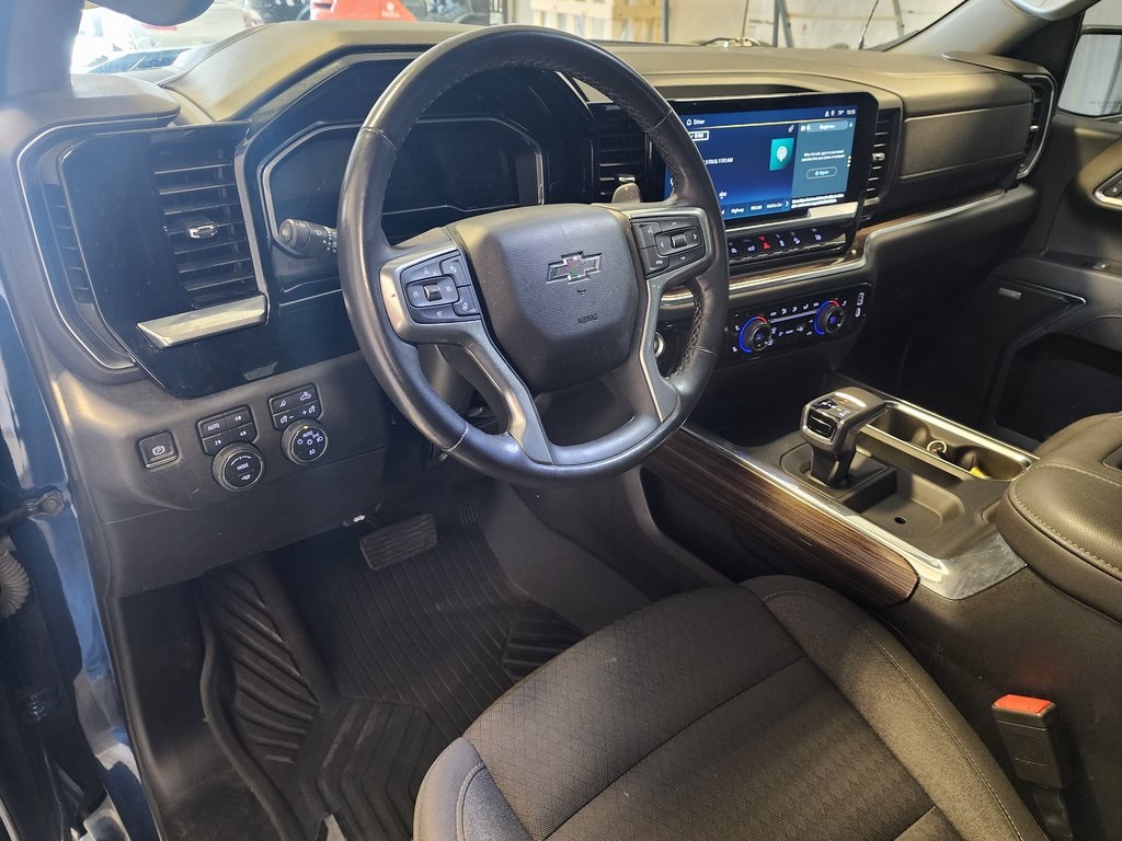 used 2022 Chevrolet Silverado 1500 car, priced at $40,000