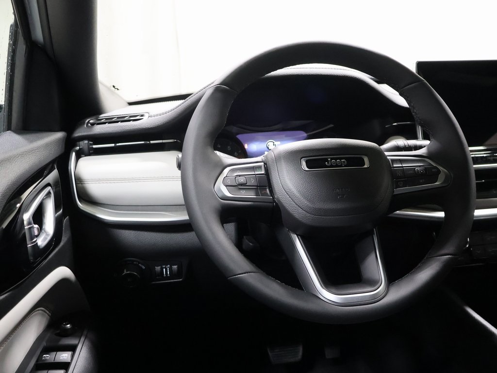 new 2025 Jeep Compass car, priced at $32,898