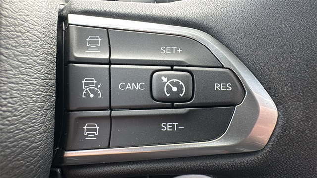 new 2025 Jeep Compass car, priced at $33,770