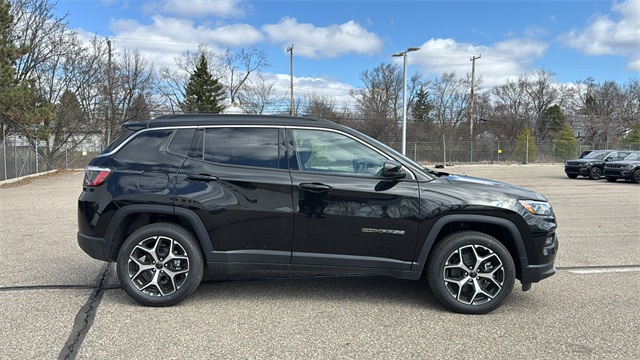 new 2025 Jeep Compass car, priced at $33,770