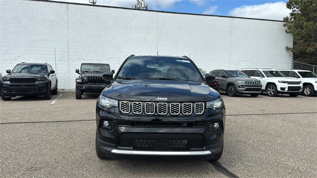 new 2025 Jeep Compass car, priced at $33,770