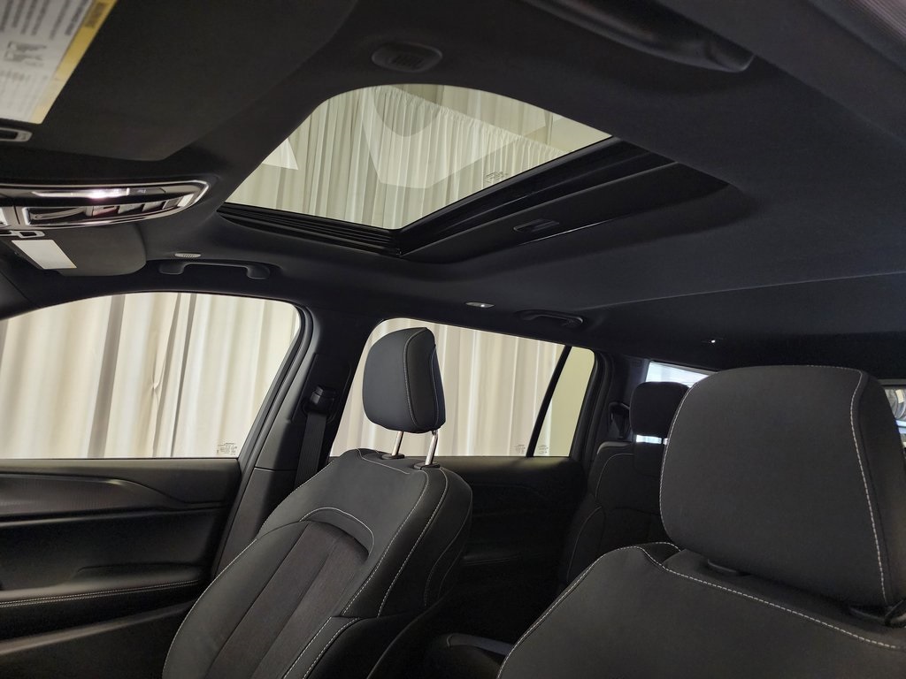 new 2025 Jeep Grand Cherokee L car, priced at $42,929