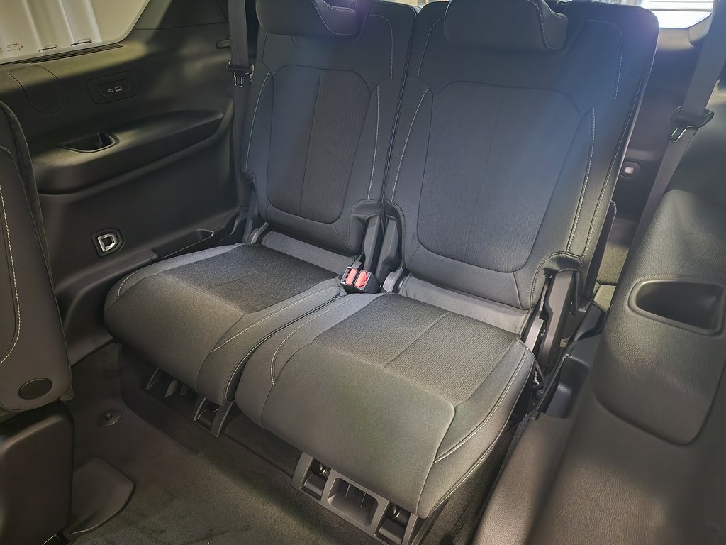 new 2025 Jeep Grand Cherokee L car, priced at $42,929