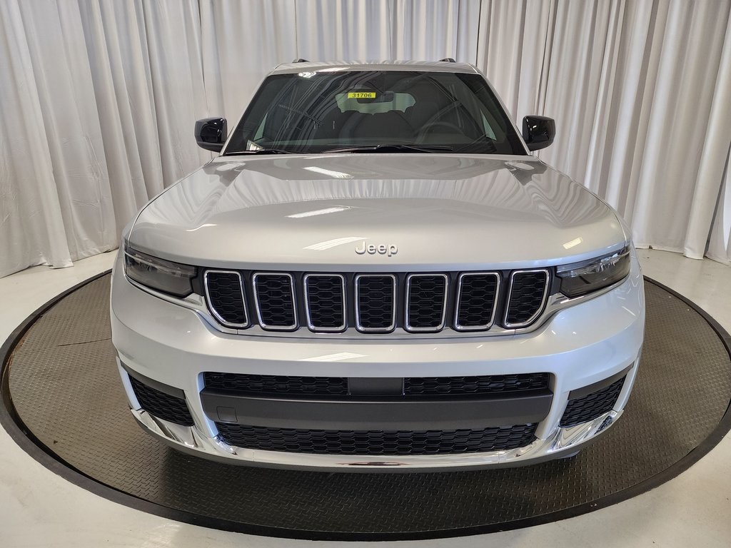 new 2025 Jeep Grand Cherokee L car, priced at $42,929