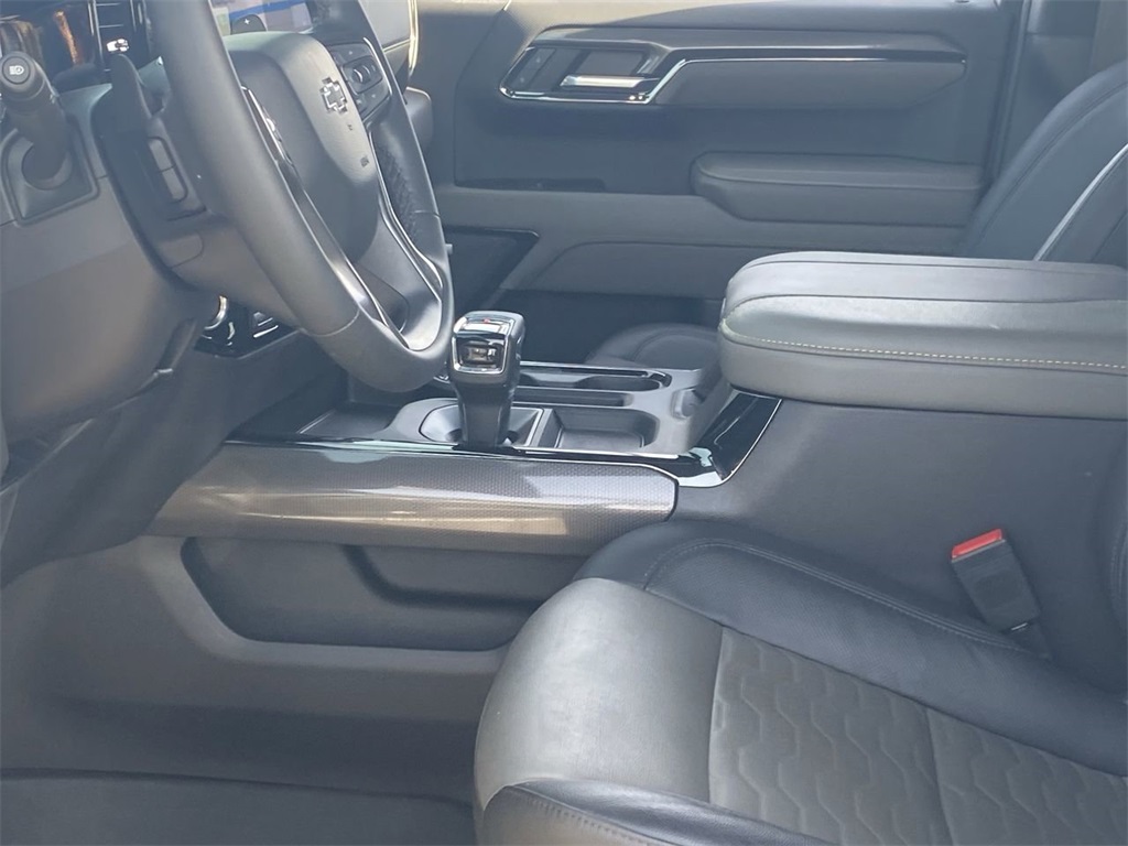 used 2024 Chevrolet Silverado 1500 car, priced at $60,991