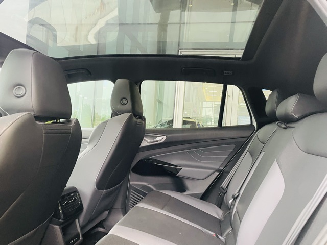 used 2023 Volkswagen ID.4 car, priced at $25,900